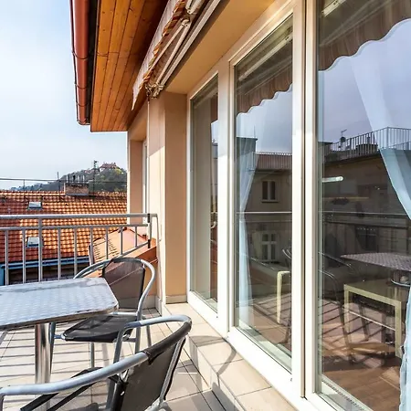 Kotevni Apartment